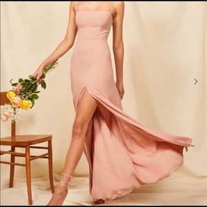 ✨ Reformation Ingrid dress in blush size 6 ✨